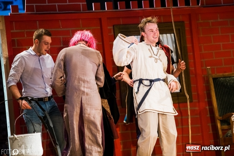 Zdjęcie w galerii na portalu naszraciborz.pl: 800-lecie! Co o nim wiecie? XVII Gwiazdka Serc za nami FOTOREPORTAŻ i WIDEO wiadomości z regionu