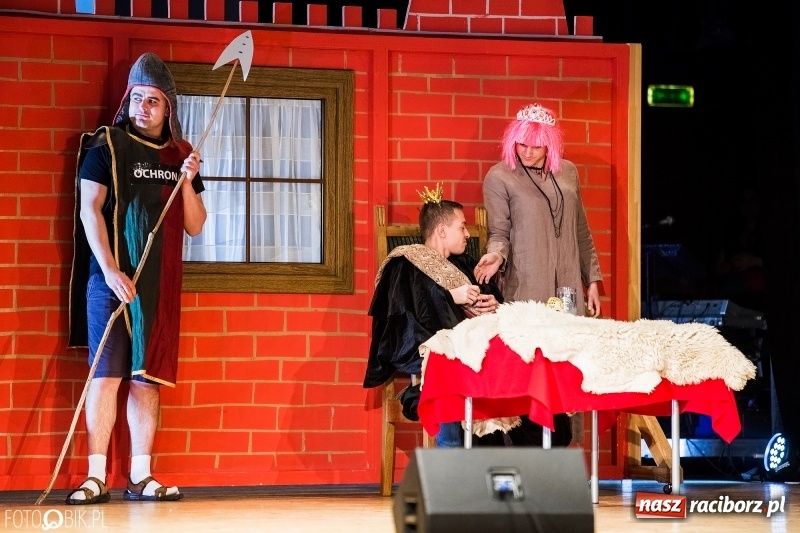 Zdjęcie w galerii na portalu naszraciborz.pl: 800-lecie! Co o nim wiecie? XVII Gwiazdka Serc za nami FOTOREPORTAŻ i WIDEO wiadomości z regionu