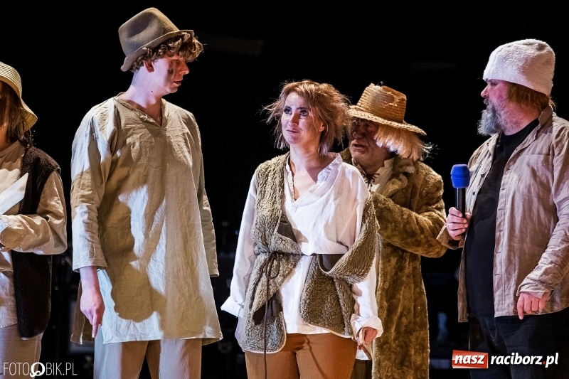 Zdjęcie w galerii na portalu naszraciborz.pl: 800-lecie! Co o nim wiecie? XVII Gwiazdka Serc za nami FOTOREPORTAŻ i WIDEO wiadomości z regionu