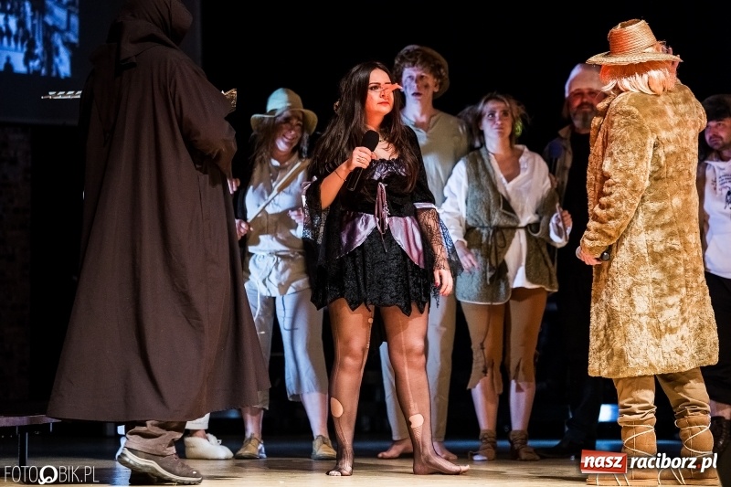 Zdjęcie w galerii na portalu naszraciborz.pl: 800-lecie! Co o nim wiecie? XVII Gwiazdka Serc za nami FOTOREPORTAŻ i WIDEO wiadomości z regionu