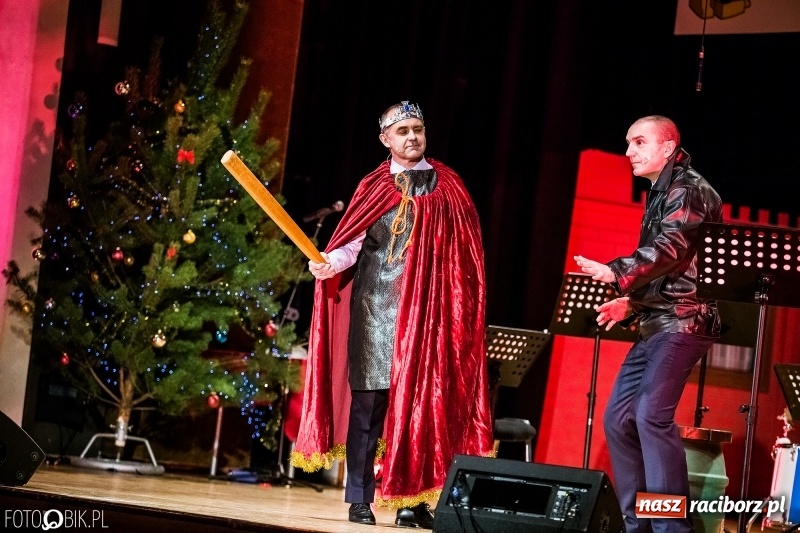 Zdjęcie w galerii na portalu naszraciborz.pl: 800-lecie! Co o nim wiecie? XVII Gwiazdka Serc za nami FOTOREPORTAŻ i WIDEO wiadomości z regionu