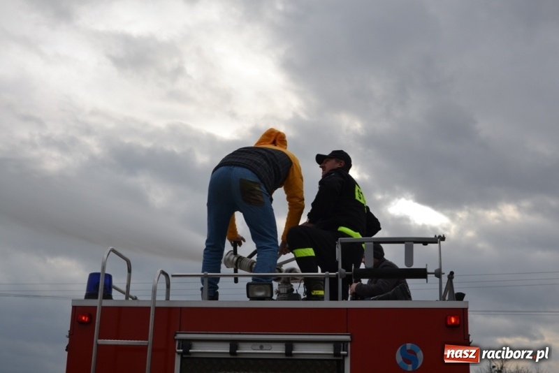 Zdjęcie w galerii na portalu naszraciborz.pl: OSP Jankowice wymienia zużyty tabor!  wiadomości z regionu