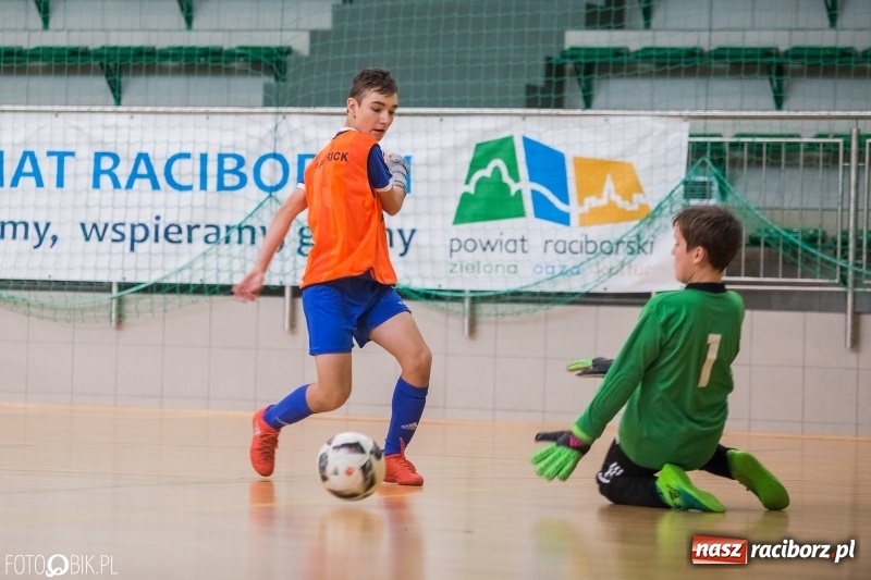 Zdjęcie w galerii na portalu naszraciborz.pl: Turniej Piłki Nożnej Chłopców U14 w Arenie Rafako wiadomości z regionu
