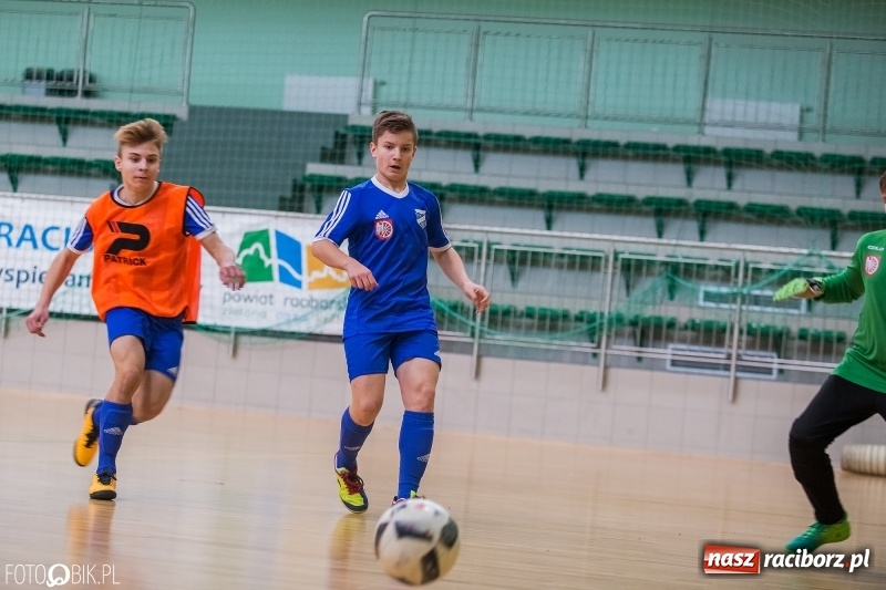 Zdjęcie w galerii na portalu naszraciborz.pl: Turniej Piłki Nożnej Chłopców U14 w Arenie Rafako wiadomości z regionu
