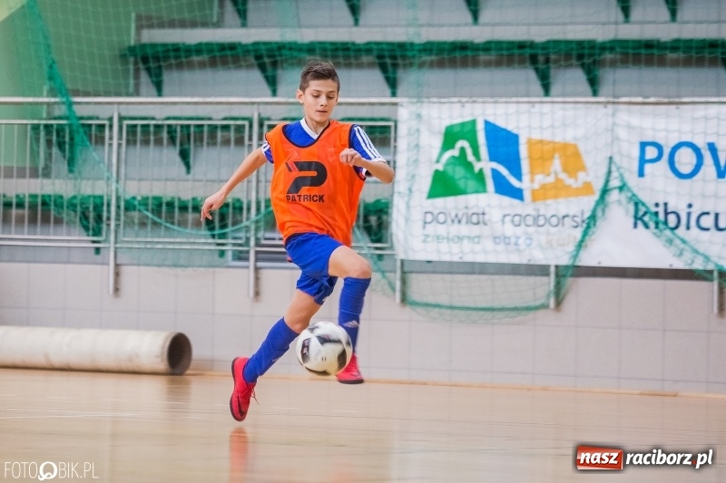 Zdjęcie w galerii na portalu naszraciborz.pl: Turniej Piłki Nożnej Chłopców U14 w Arenie Rafako wiadomości z regionu