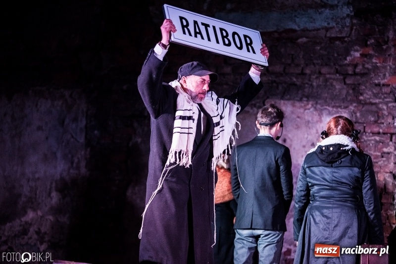 Zdjęcie w galerii na portalu naszraciborz.pl: Raciborski teatr midraszowy we wrześniu. Wesele żydowskie, potańcówka i premiera Parasola  wiadomości z regionu