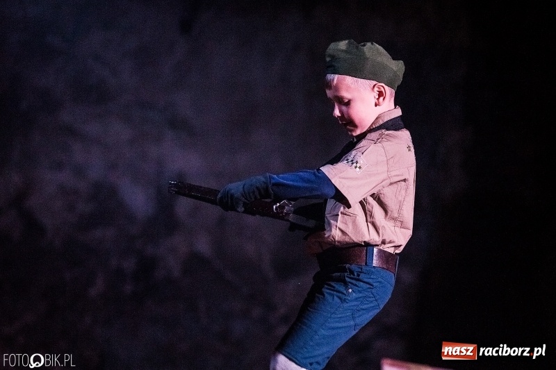 Zdjęcie w galerii na portalu naszraciborz.pl: Raciborski teatr midraszowy we wrześniu. Wesele żydowskie, potańcówka i premiera Parasola  wiadomości z regionu