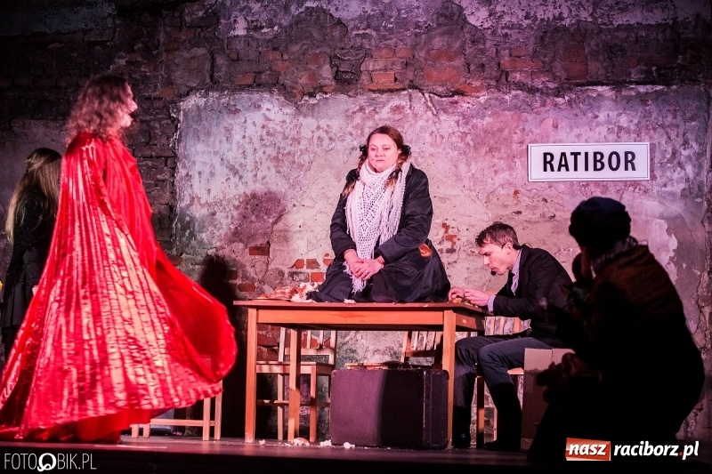 Zdjęcie w galerii na portalu naszraciborz.pl: Raciborski teatr midraszowy we wrześniu. Wesele żydowskie, potańcówka i premiera Parasola  wiadomości z regionu