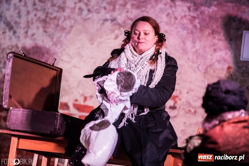 Zdjęcie w galerii na portalu naszraciborz.pl: Raciborski teatr midraszowy we wrześniu. Wesele żydowskie, potańcówka i premiera Parasola  wiadomości z regionu