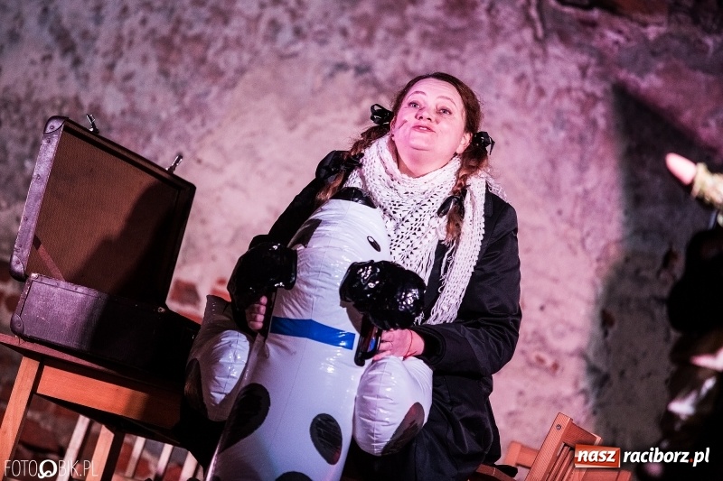 Zdjęcie w galerii na portalu naszraciborz.pl: Raciborski teatr midraszowy we wrześniu. Wesele żydowskie, potańcówka i premiera Parasola  wiadomości z regionu