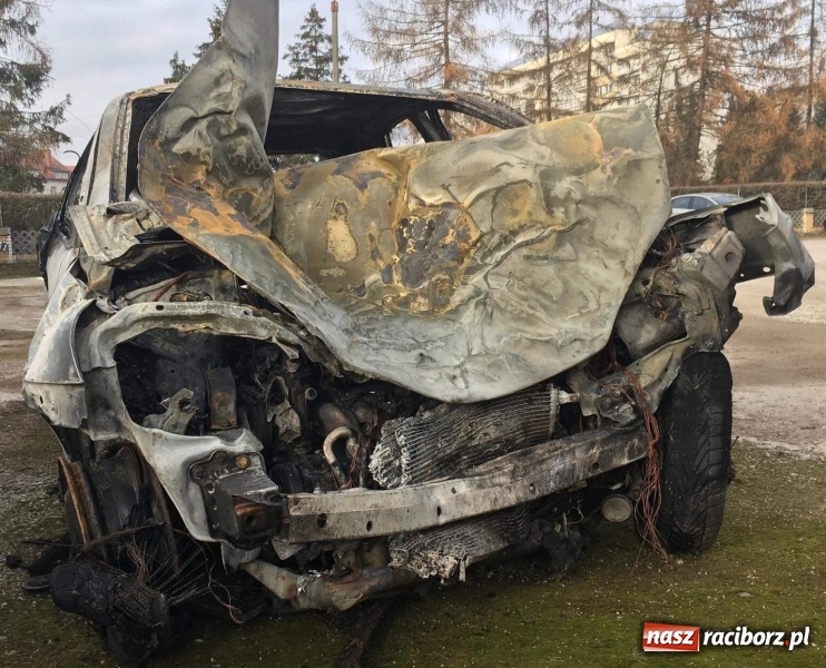 Zdjęcie w galerii na portalu naszraciborz.pl: Prokuratura wszczęła śledztwo w sprawie wypadku drogowego na trasie Racibórz-Babice  wiadomości z regionu