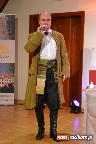 Zdjęcie w galerii na portalu naszraciborz.pl: Biesiada Wigilijna z artystami z Poznania na Zamku Piastowskim wiadomości z regionu