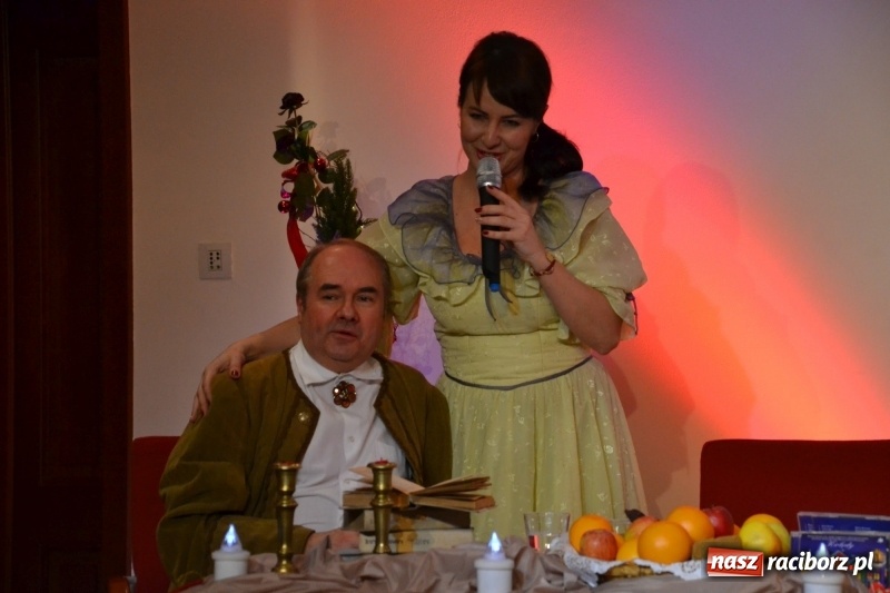 Zdjęcie w galerii na portalu naszraciborz.pl: Biesiada Wigilijna z artystami z Poznania na Zamku Piastowskim wiadomości z regionu