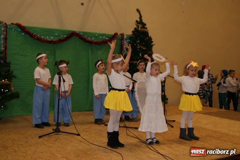 Zdjęcie w galerii na portalu naszraciborz.pl: Świąteczny kiermasz w Studziennej  wiadomości z regionu