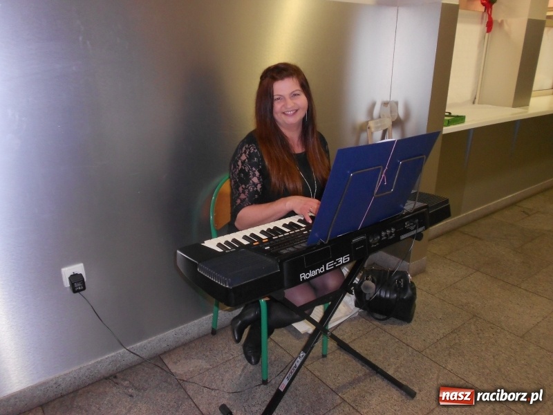 Zdjęcie w galerii na portalu naszraciborz.pl: Wigilia dla starszych i samotnych w Rudach wiadomości z regionu