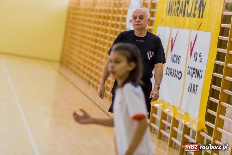 Zdjęcie w galerii na portalu naszraciborz.pl: 8. Turniej Piłki Ręcznej Dziewcząt Młodszych o puchar starosty raciborskiego wiadomości z regionu