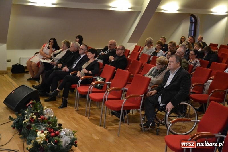 Zdjęcie w galerii na portalu naszraciborz.pl: XIII Forum Osób Niepełnosprawnych na Zamku Piastowskim za nami wiadomości z regionu