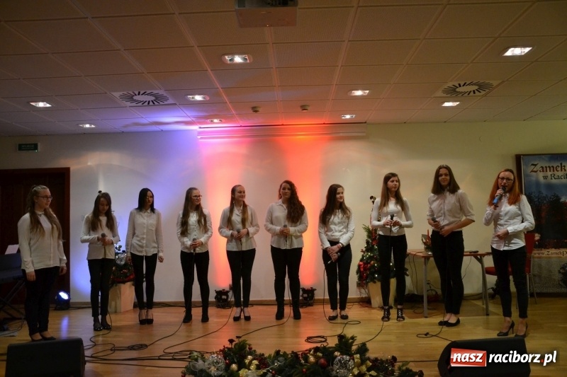 Zdjęcie w galerii na portalu naszraciborz.pl: XIII Forum Osób Niepełnosprawnych na Zamku Piastowskim za nami wiadomości z regionu