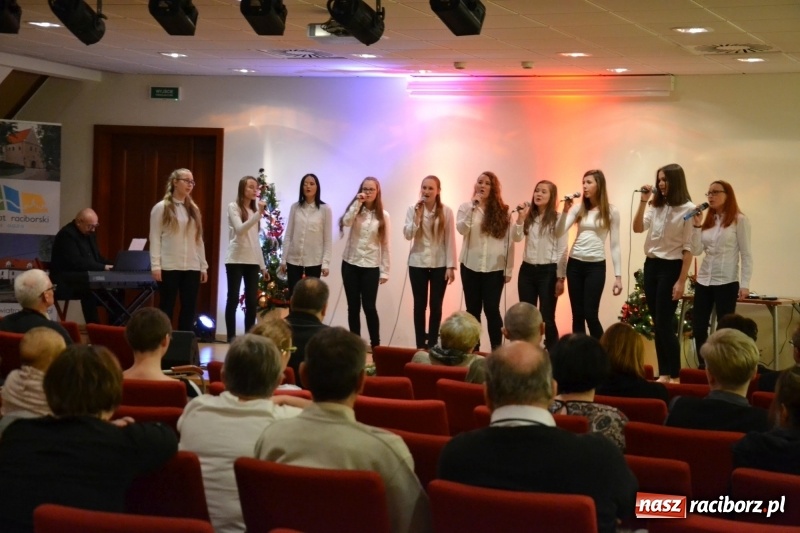 Zdjęcie w galerii na portalu naszraciborz.pl: XIII Forum Osób Niepełnosprawnych na Zamku Piastowskim za nami wiadomości z regionu