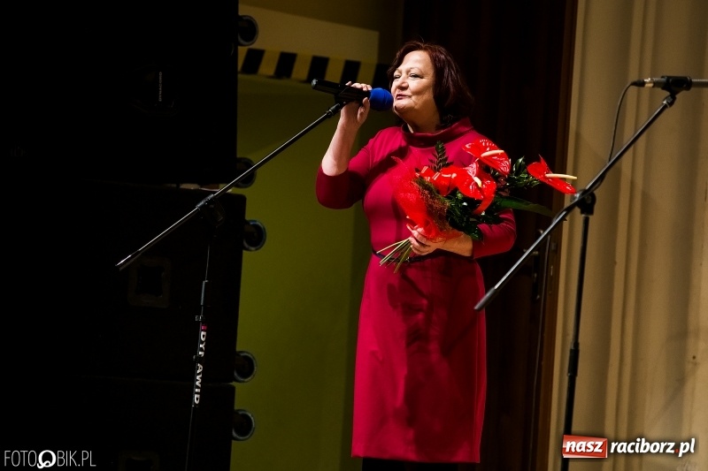 Zdjęcie w galerii na portalu naszraciborz.pl: 20 lat z tańcem. Jubileuszowy koncert Źródła na deskach RCK  wiadomości z regionu