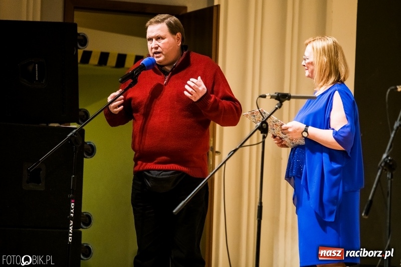 Zdjęcie w galerii na portalu naszraciborz.pl: 20 lat z tańcem. Jubileuszowy koncert Źródła na deskach RCK  wiadomości z regionu