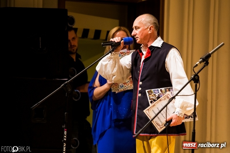 Zdjęcie w galerii na portalu naszraciborz.pl: 20 lat z tańcem. Jubileuszowy koncert Źródła na deskach RCK  wiadomości z regionu