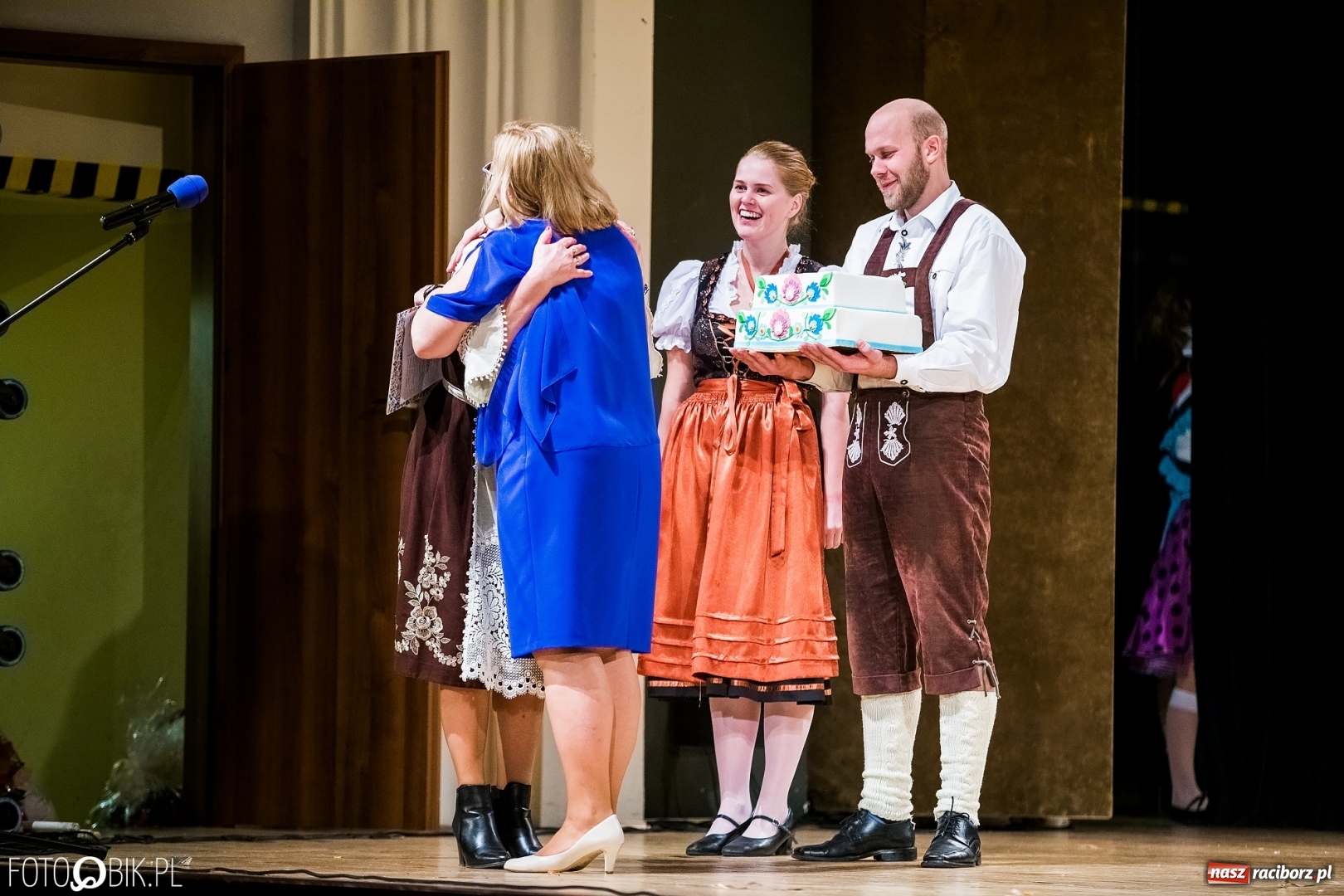 Zdjęcie w galerii na portalu naszraciborz.pl: 20 lat z tańcem. Jubileuszowy koncert Źródła na deskach RCK  wiadomości z regionu