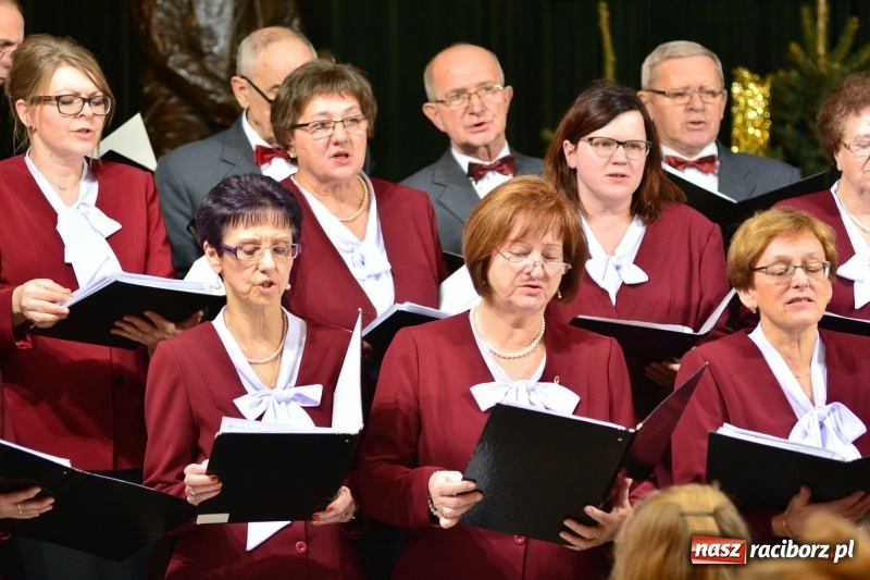 Zdjęcie w galerii na portalu naszraciborz.pl: W bożonarodzeniowym nastroju w rodzinnej miejscowości Josepha von Eichendorffa wiadomości z regionu