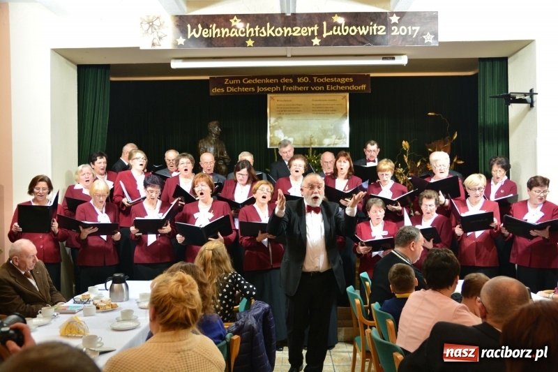 Zdjęcie w galerii na portalu naszraciborz.pl: W bożonarodzeniowym nastroju w rodzinnej miejscowości Josepha von Eichendorffa wiadomości z regionu