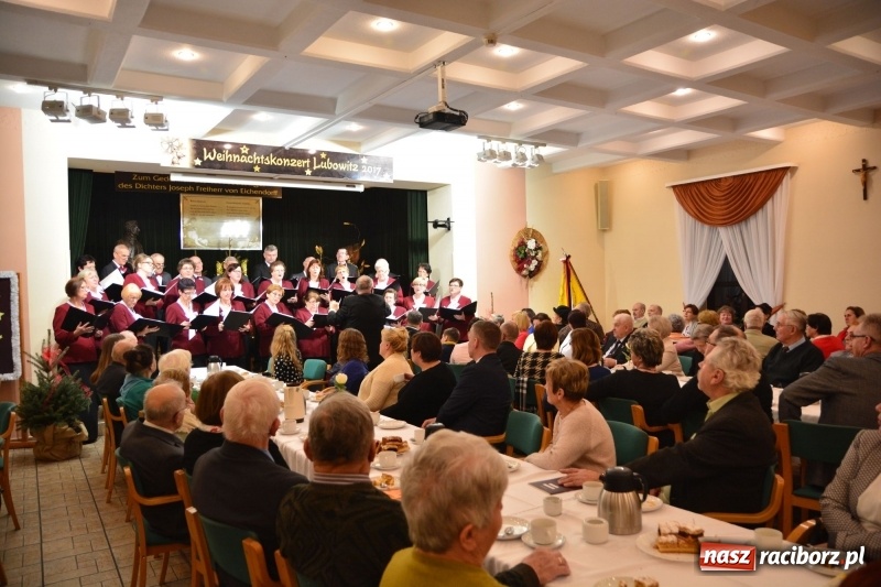 Zdjęcie w galerii na portalu naszraciborz.pl: W bożonarodzeniowym nastroju w rodzinnej miejscowości Josepha von Eichendorffa wiadomości z regionu