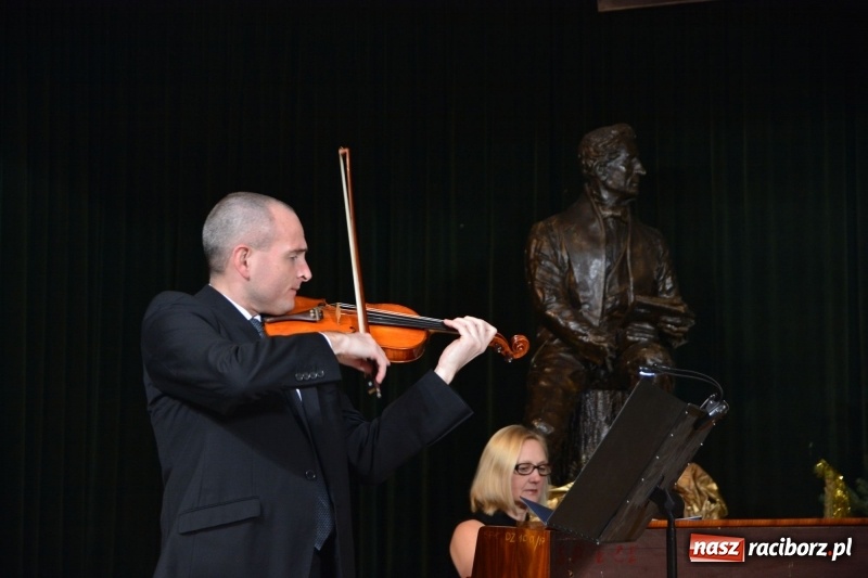 Zdjęcie w galerii na portalu naszraciborz.pl: W bożonarodzeniowym nastroju w rodzinnej miejscowości Josepha von Eichendorffa wiadomości z regionu