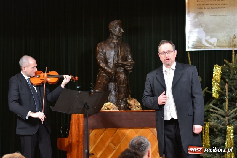 Zdjęcie w galerii na portalu naszraciborz.pl: W bożonarodzeniowym nastroju w rodzinnej miejscowości Josepha von Eichendorffa wiadomości z regionu