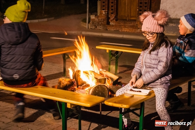 Zdjęcie w galerii na portalu naszraciborz.pl: Weihnachtsfest w Bieńkowicach ze świętym Mikołajem wiadomości z regionu