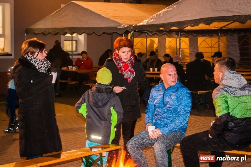 Zdjęcie w galerii na portalu naszraciborz.pl: Weihnachtsfest w Bieńkowicach ze świętym Mikołajem wiadomości z regionu