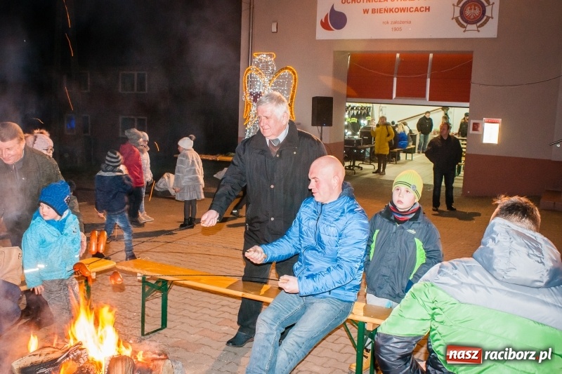 Zdjęcie w galerii na portalu naszraciborz.pl: Weihnachtsfest w Bieńkowicach ze świętym Mikołajem wiadomości z regionu
