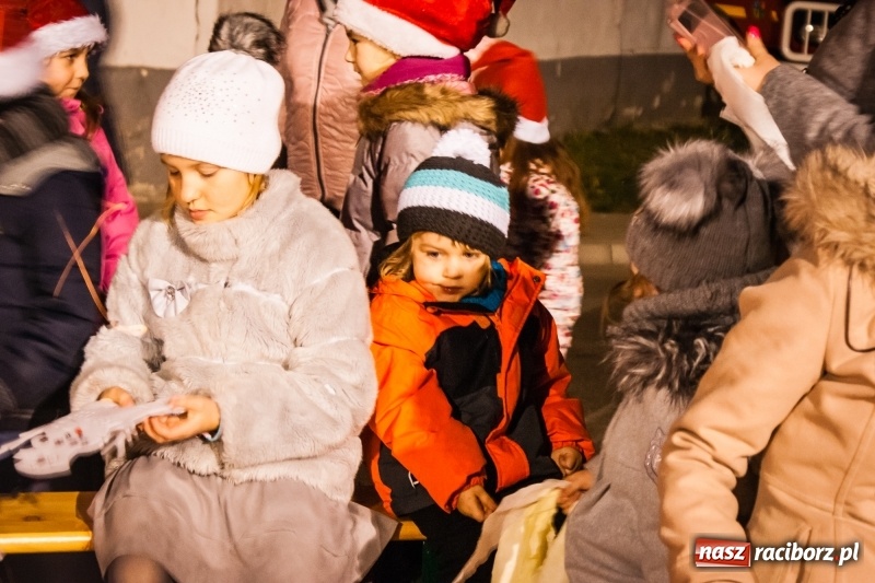 Zdjęcie w galerii na portalu naszraciborz.pl: Weihnachtsfest w Bieńkowicach ze świętym Mikołajem wiadomości z regionu