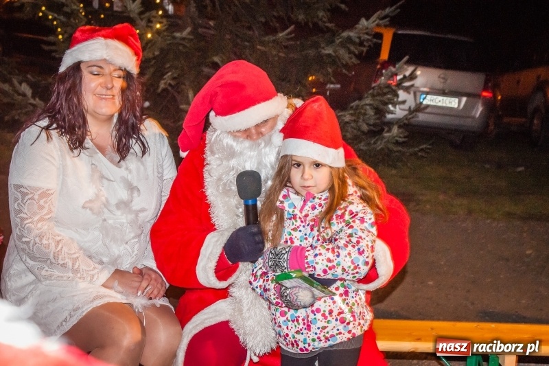 Zdjęcie w galerii na portalu naszraciborz.pl: Weihnachtsfest w Bieńkowicach ze świętym Mikołajem wiadomości z regionu