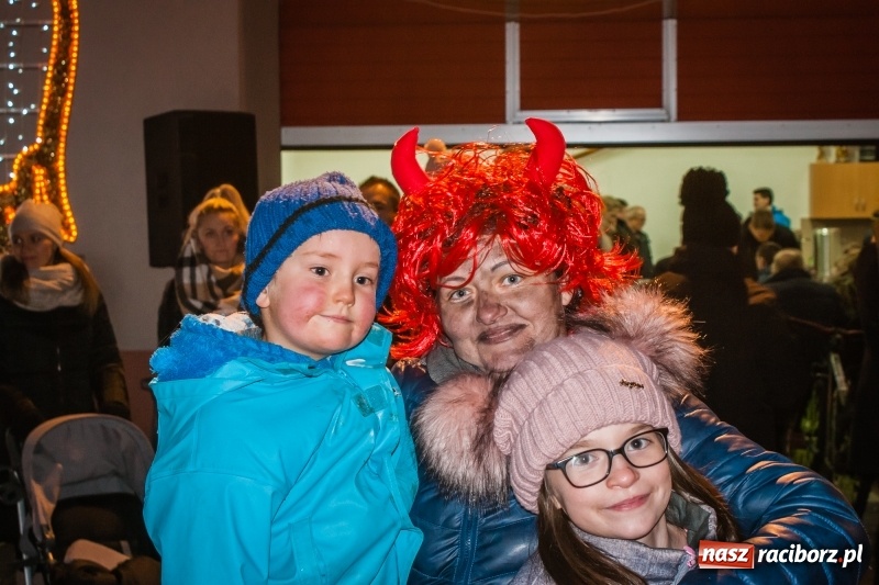 Zdjęcie w galerii na portalu naszraciborz.pl: Weihnachtsfest w Bieńkowicach ze świętym Mikołajem wiadomości z regionu