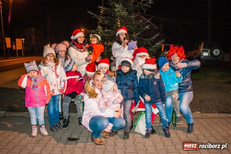 Zdjęcie w galerii na portalu naszraciborz.pl: Weihnachtsfest w Bieńkowicach ze świętym Mikołajem wiadomości z regionu
