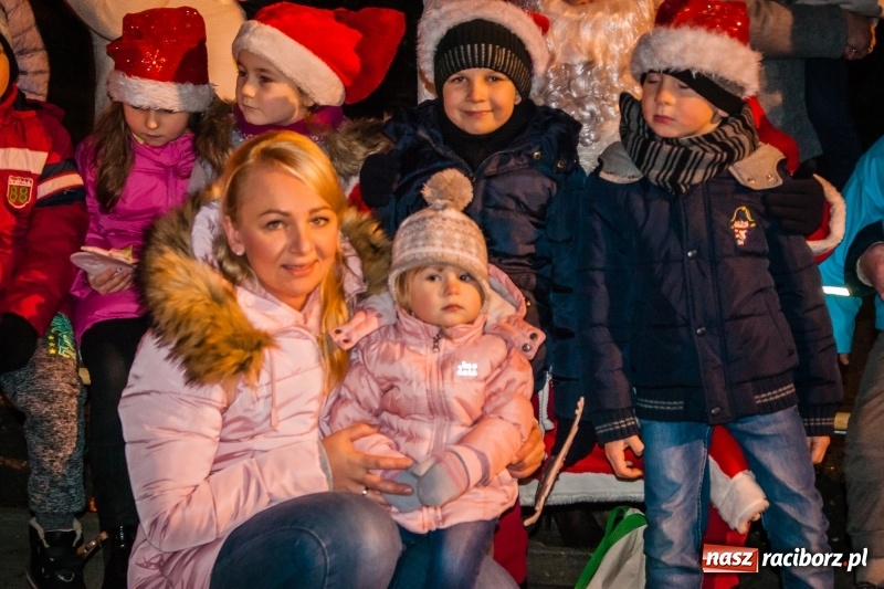 Zdjęcie w galerii na portalu naszraciborz.pl: Weihnachtsfest w Bieńkowicach ze świętym Mikołajem wiadomości z regionu