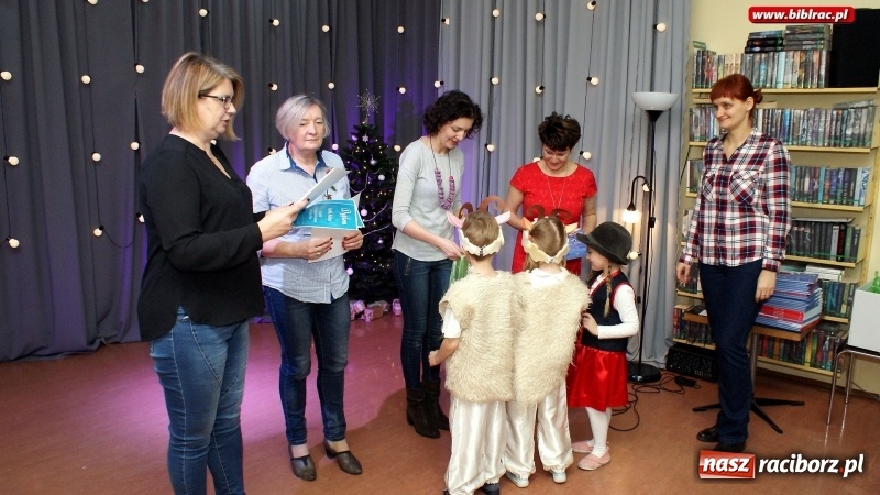 Zdjęcie w galerii na portalu naszraciborz.pl: XVI Międzyprzedszkolny Przegląd Kolęd w bibliotece wiadomości z regionu