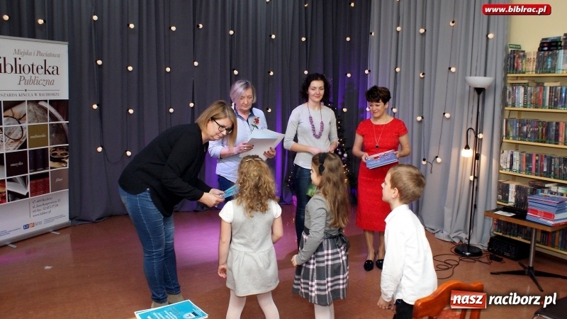 Zdjęcie w galerii na portalu naszraciborz.pl: XVI Międzyprzedszkolny Przegląd Kolęd w bibliotece wiadomości z regionu