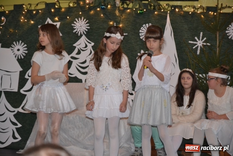 Zdjęcie w galerii na portalu naszraciborz.pl: Szkolny kiermasz w Rudach znów zgromadził tłumy wiadomości z regionu