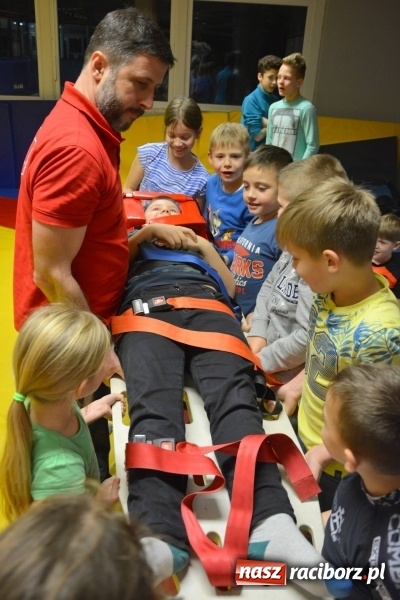 Zdjęcie w galerii na portalu naszraciborz.pl: Profilaktyka w klubie Łamator wiadomości z regionu