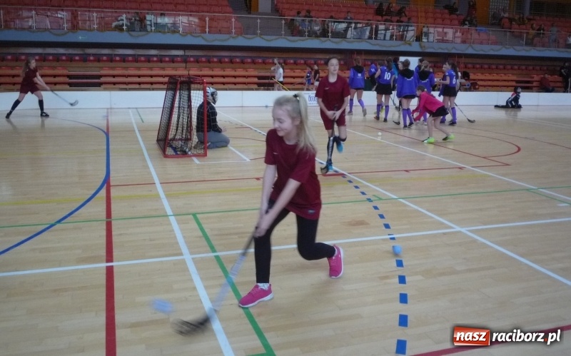 Zdjęcie w galerii na portalu naszraciborz.pl: Tworkowiki w finale Igrzysk Dzieci Województwa Śląskiego w unihokeju  wiadomości z regionu
