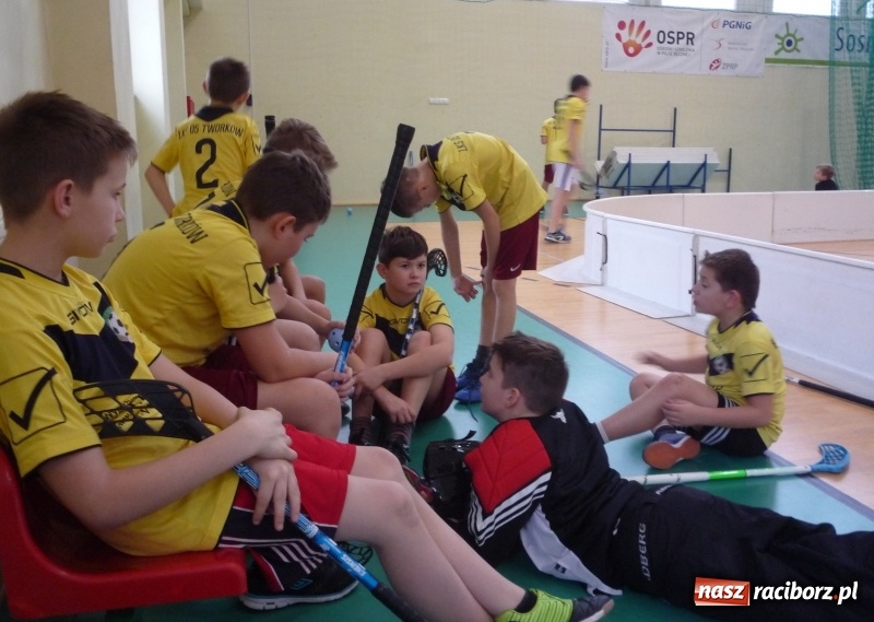 Zdjęcie w galerii na portalu naszraciborz.pl: Tworkowiki w finale Igrzysk Dzieci Województwa Śląskiego w unihokeju  wiadomości z regionu