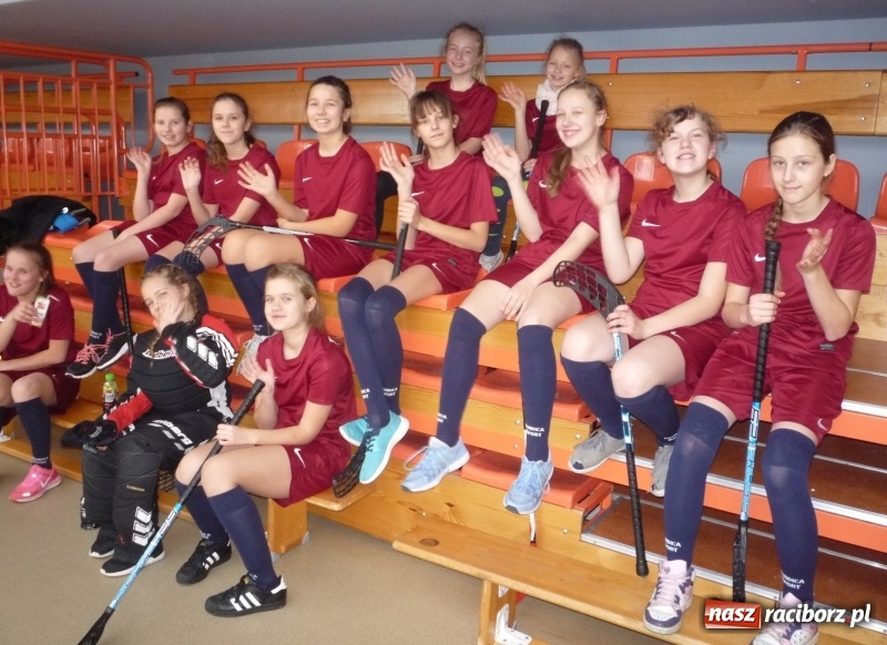 Zdjęcie w galerii na portalu naszraciborz.pl: Tworkowiki w finale Igrzysk Dzieci Województwa Śląskiego w unihokeju  wiadomości z regionu