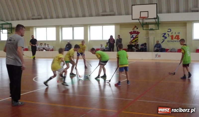 Zdjęcie w galerii na portalu naszraciborz.pl: Tworkowiki w finale Igrzysk Dzieci Województwa Śląskiego w unihokeju  wiadomości z regionu