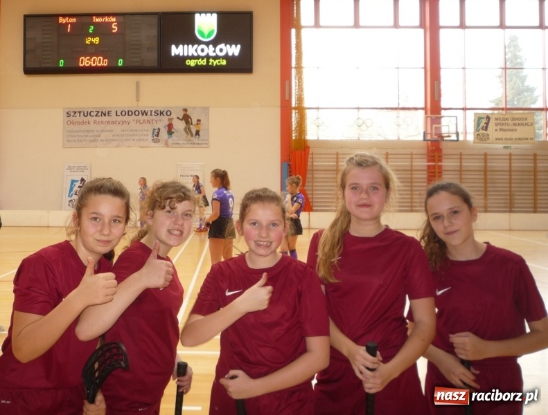 Zdjęcie w galerii na portalu naszraciborz.pl: Tworkowiki w finale Igrzysk Dzieci Województwa Śląskiego w unihokeju  wiadomości z regionu