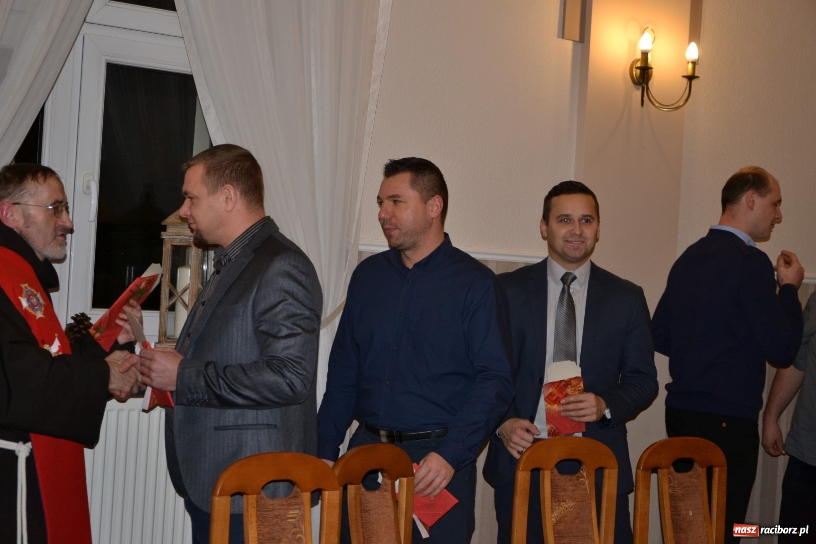 Zdjęcie w galerii na portalu naszraciborz.pl: Spotkanie opłatkowe strażaków gminy Krzyżanowice wiadomości z regionu